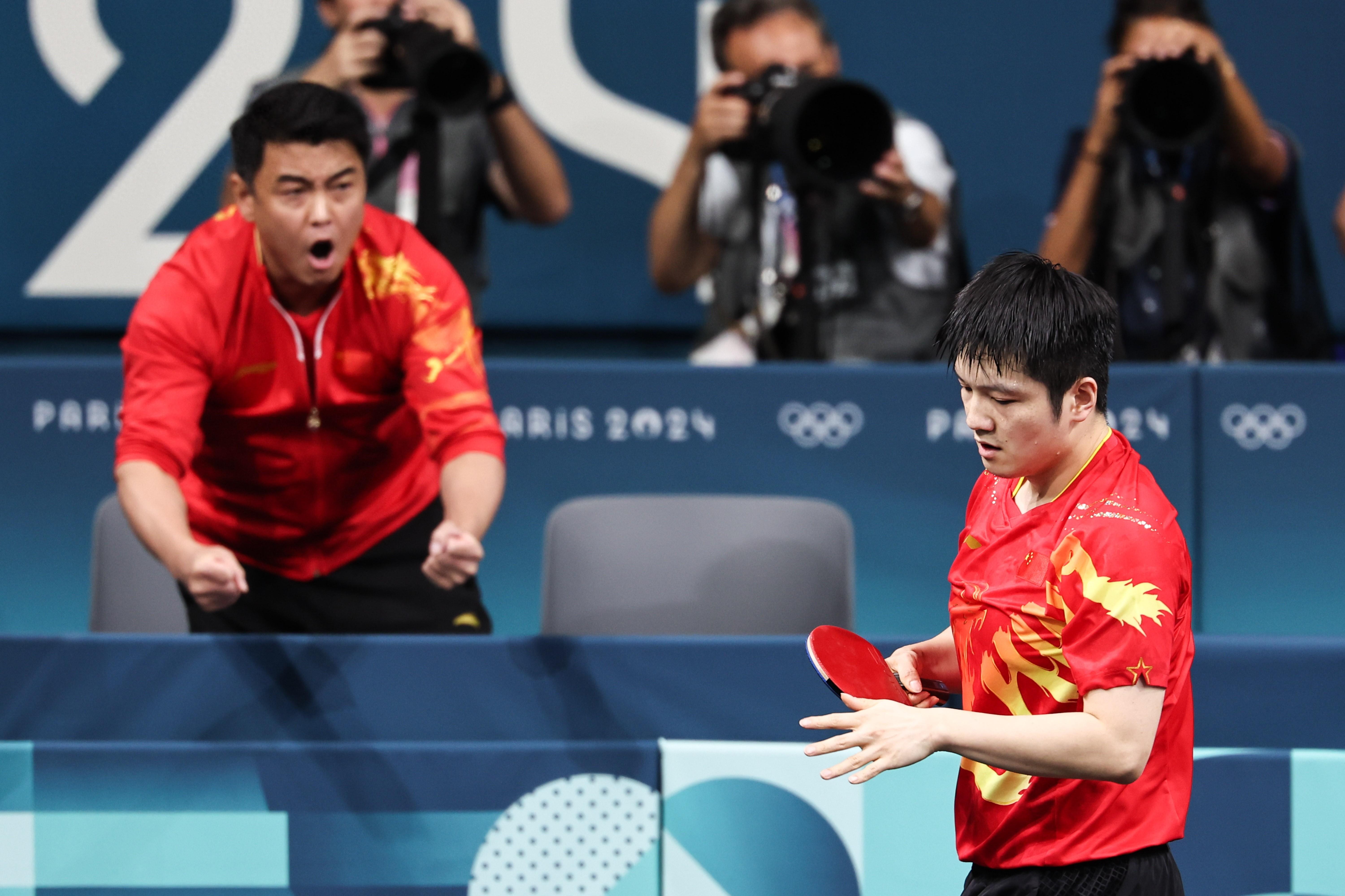 波兰队鏖战奥地利队,樊振东点燃赛场 波兰队鏖战奥地利队,樊振东点燃赛场