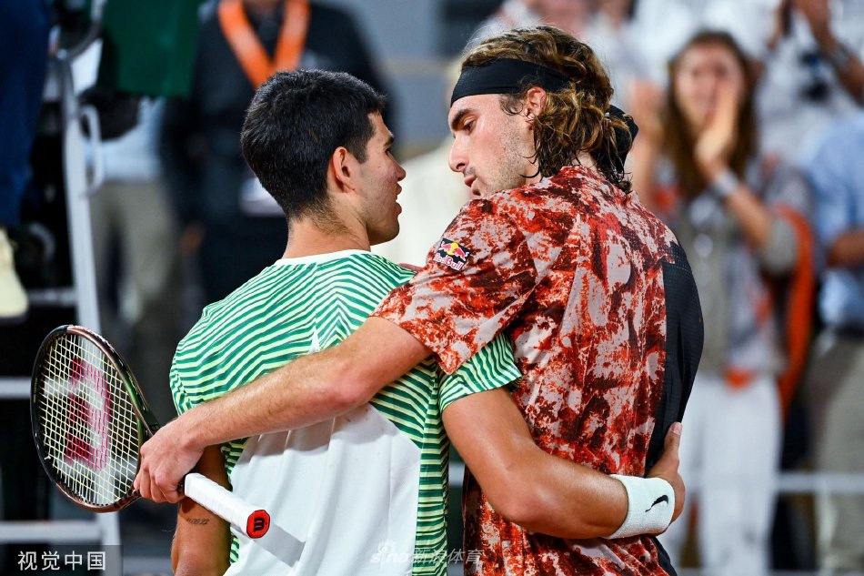 法网逆转戴维斯杯,西西帕斯扛起全队 法网逆转戴维斯杯,西西帕斯扛起全队