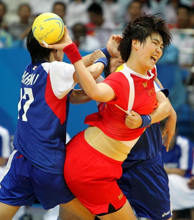 中国队逆转韩国队,黄鸭组合关键制胜 中国队逆转韩国队,黄鸭组合关键制胜