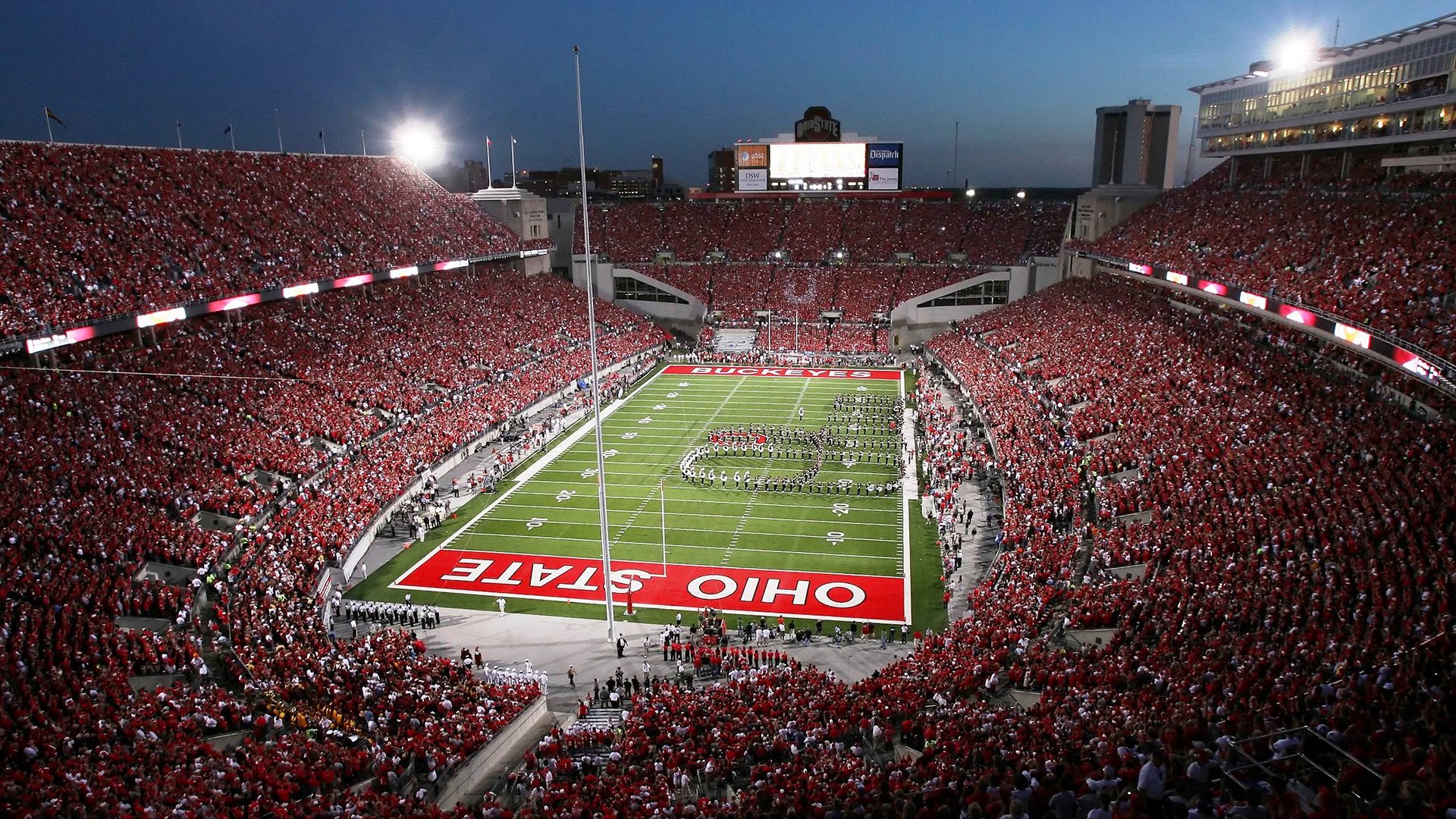 雷速APP-布雷默之夜，F1街道赛的孤光与决定性瞬间