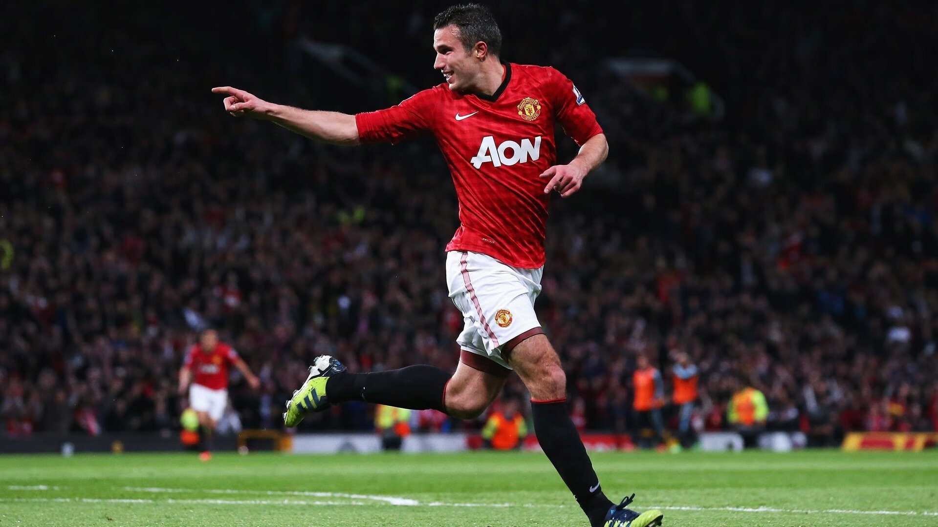 巴黎圣日耳曼战术碾压曼城，德布劳内逆境刷新传奇纪录